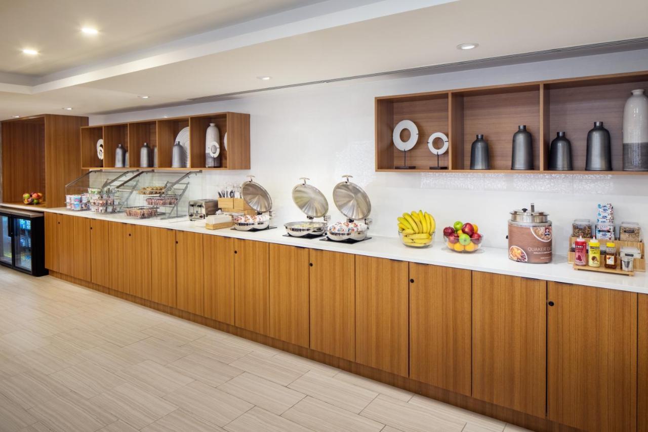 Springhill Suites By Marriott New York Jfk Airport Jamaica Exterior photo