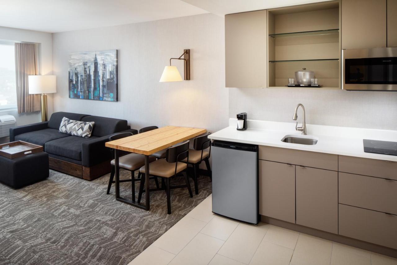 Springhill Suites By Marriott New York Jfk Airport Jamaica Exterior photo